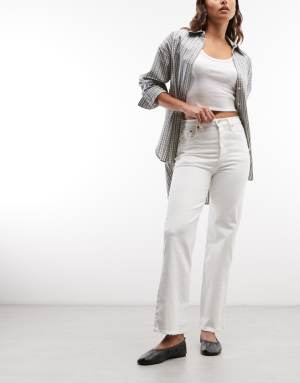 Levis ribcage straight ankle grazer jeans in ecru