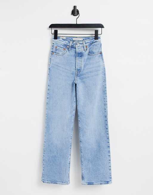 Levi's Ribcage Straight Ankle Jeans in Light Wash • Shop American