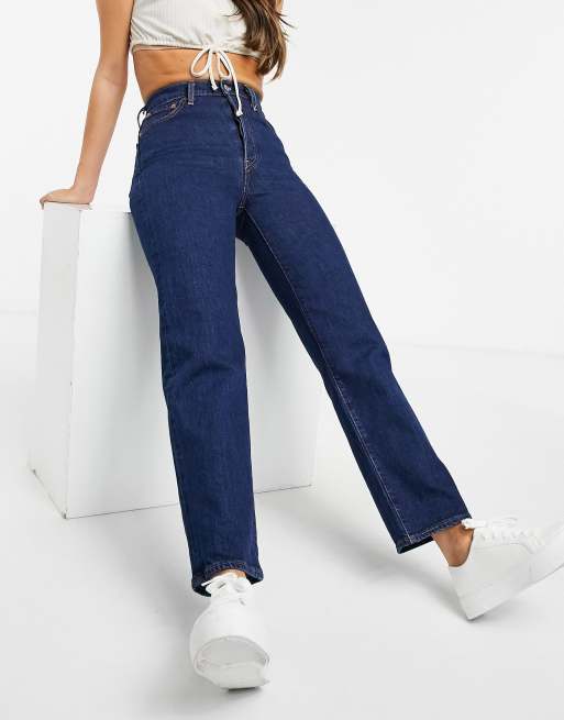 Levi's Ribcage straight leg ankle grazer jeans in mid wash blue | ASOS