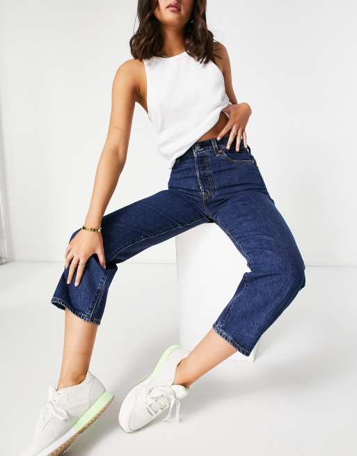 Levi's Ribcage straight leg ankle grazer jeans in navy | ASOS