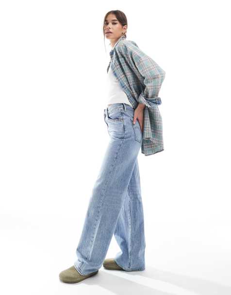Levi's Ribcage Wide-Leg-Jeans in heller Waschung - view 1