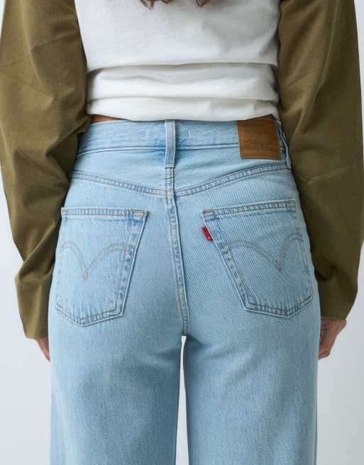 Levi's ribcage wide leg jeans in light wash, 4 of 5