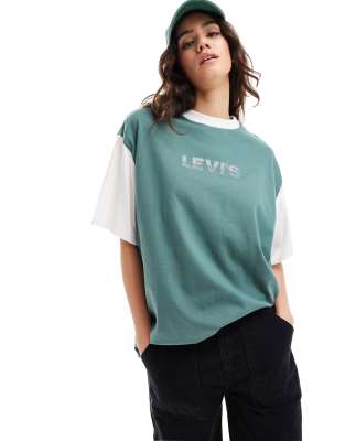 Levi's - Ringer-T-Shirt in Grün mit Oversize-Passform und Logo auf der Brust