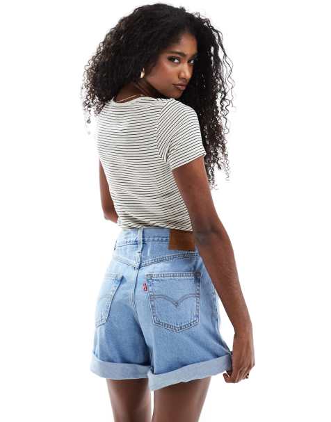 Levi's rolled 80s mom shorts in light blue - view 1