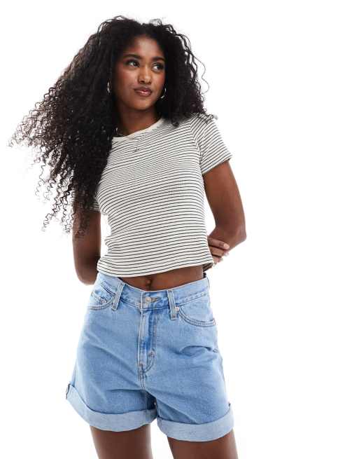 Levi's rolled 80s mom shorts in light blue | ASOS