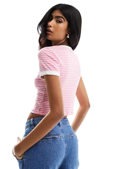 Levi's – Rosa randig t-shirt med kantrand och textlogga framtill, 3 av 4