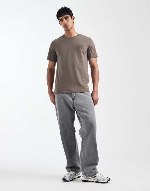 Levi's - Ruimvallend T-shirt met geborduurd logo op de borst in bruin, 2 van 5