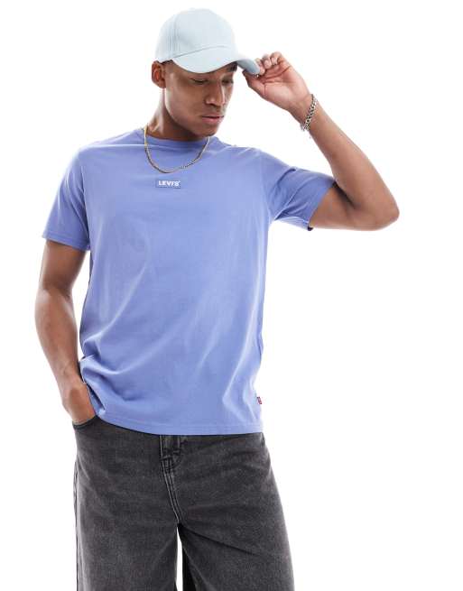 Levi's - Ruimvallend T-shirt met klein logolabel in het midden in blauw