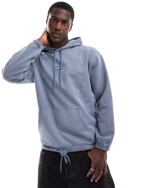 Levi's - Ruimvallende hoodie met klein logolabel in het midden in blauw - view 1