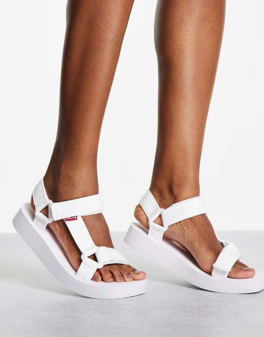 Levi's sandals in white | ASOS