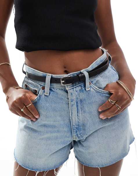 Levi's – Schmaler Ledergürtel in Schwarz mit silberfarbener Schnalle - view 1