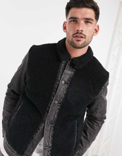 Levi's sherpa panel trucker jacket in black | ASOS