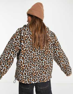 levis leopard sherpa