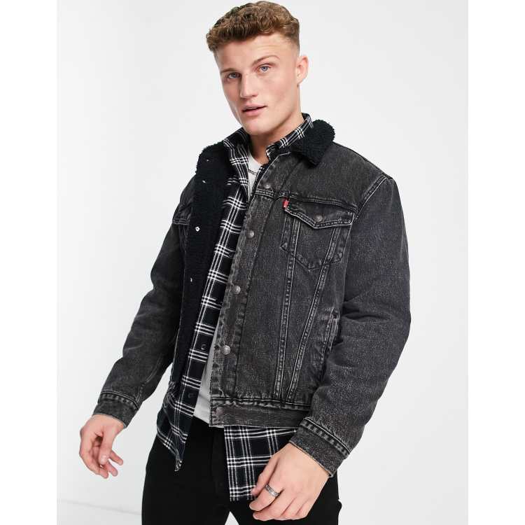 Levi's sherpa trucker jacket in black wash | ASOS