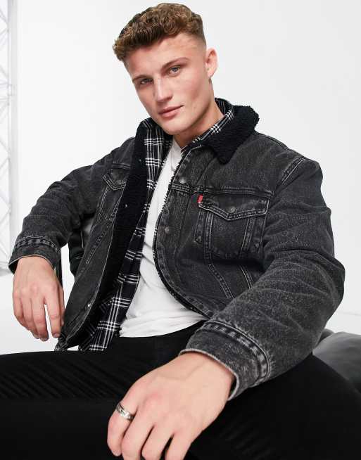 Levi's sherpa trucker jacket in black wash | ASOS