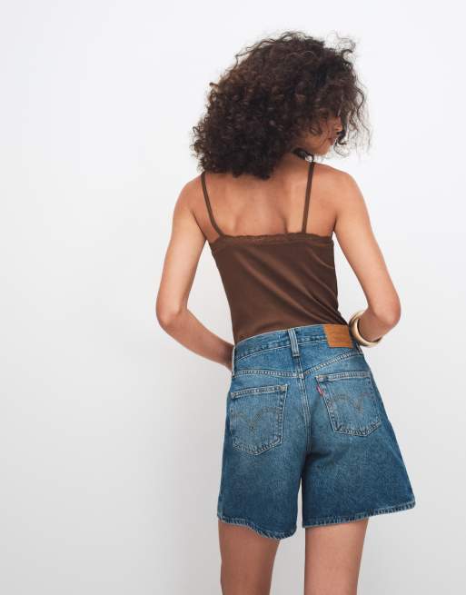 Short femme coupe mom en coton denim violet Levi's | Destock Jeans
