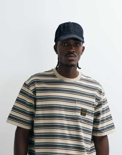 Levi's short sleeve workwear pocket t-shirt in brown - view 1