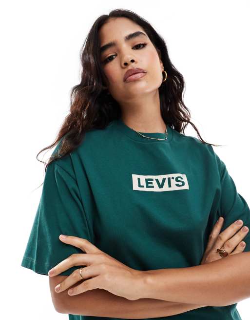 Levi s Short Stack Locker geschnittenes T Shirt in Mittelgrun mit Box Tab Logo ASOS