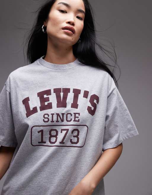 Levi's Short Stack varsity football logo relaxed fit t-shirt in heather gray