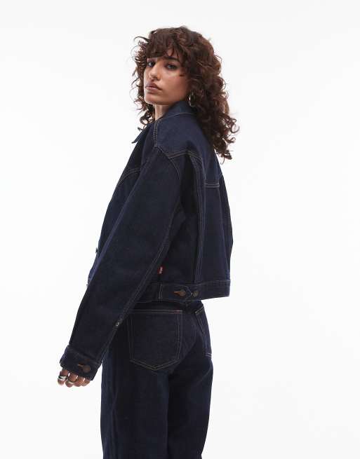 Levi's shrunken 90s western denim trucker jacket in dark blue, 4 of 4