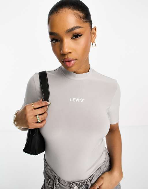 Levi's – Sia – Grå, figurnära t-shirt med logga