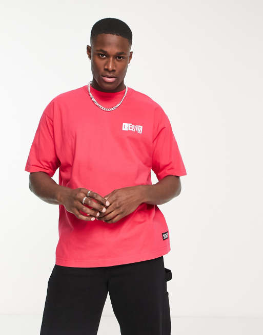 Pink and red outlet levis t shirt