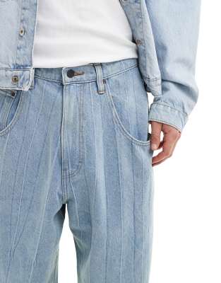 Skateboarding super stack loose fit jeans in bleach blue