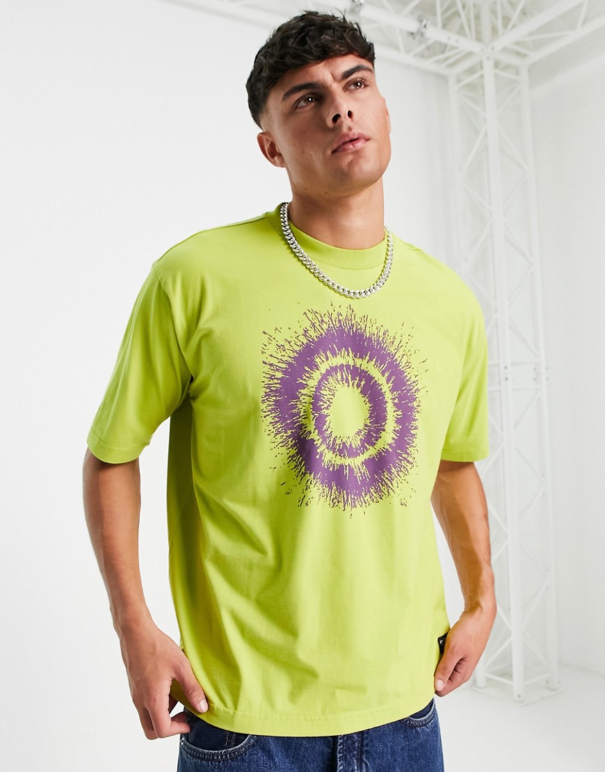 Levi's Skateboarding t-shirt in green with chest print-Yellow