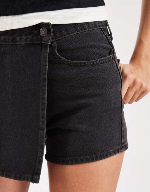 Levi's skort in black, 3 of 5