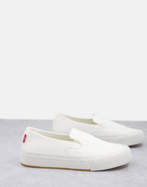 Levis ladies 2025 slip on shoes