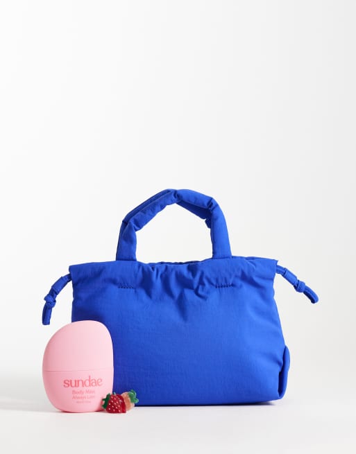 Levi's small casey handbag in blue, 2 of 4