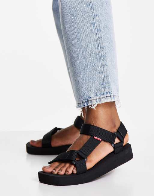 Levi's - Sorte sandaler