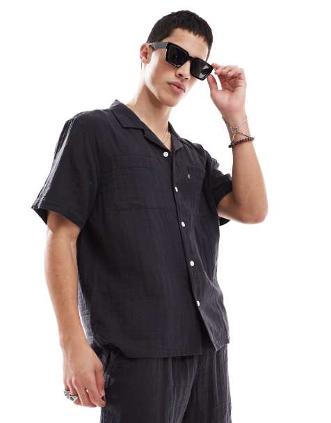 Levi's - Standard Camp - Katoenen overhemd met korte mouwen en reverskraag in zwart, deel van co-ord set - view 1