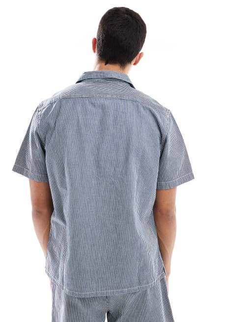 Levi's - Standard Camp - Mellemblå denimskjorte med korte ærmer, reverskrave og striber - Del af sæt, 4 af 4