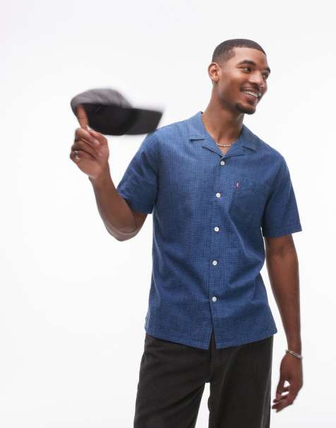 Levi's standard camp short sleeve revere collar cotton dobby shirt in blue