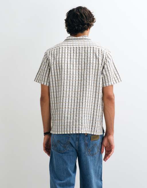 Levi's standard pocket sunset camp checked t-shirt in grey and white, 4 of 5