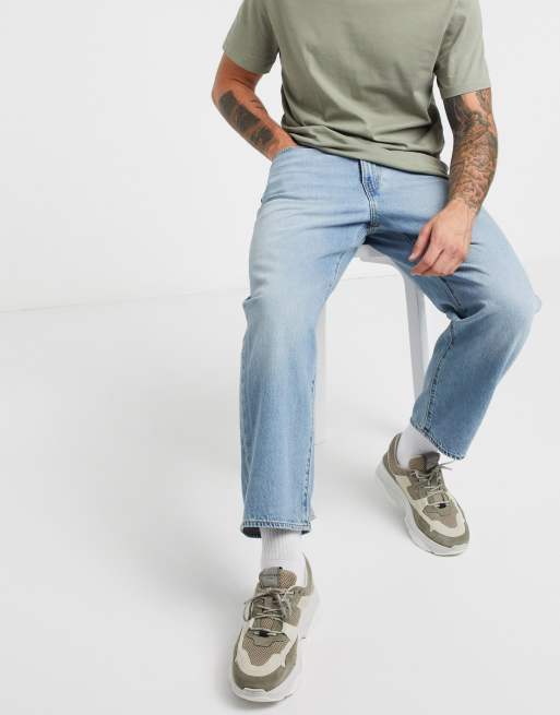 Levi s Stay Loose Jeans in kurzem Schnitt mit heller Vintage Waschung ASOS