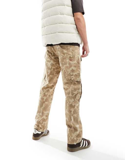 Levi's – Stay – Spodnie bojówki o luźnym kroju we wzór moro, 2 z 5