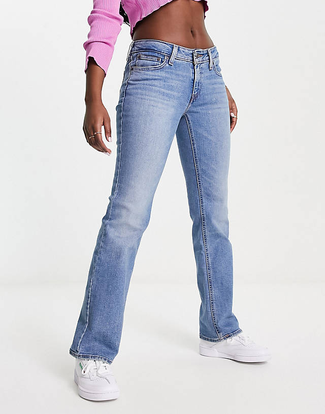 Levi's - super low cut bootcut jeans in mid wash