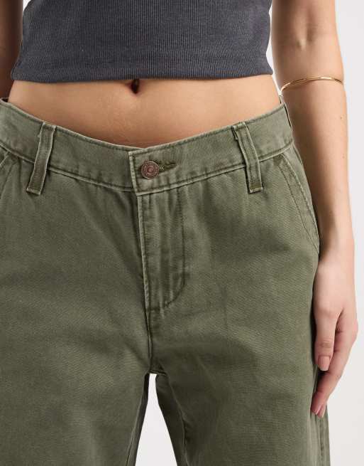 Levi's superlow loose cargo trousers in khaki, 3 of 5