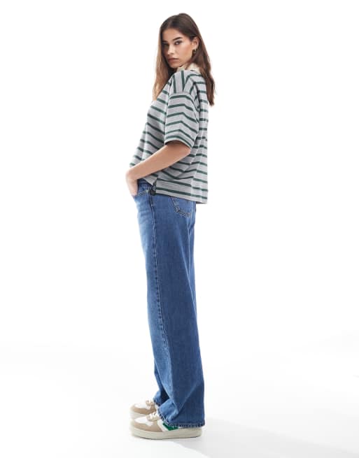 Levi's Superlow waist loose fit jeans in mid blue wash