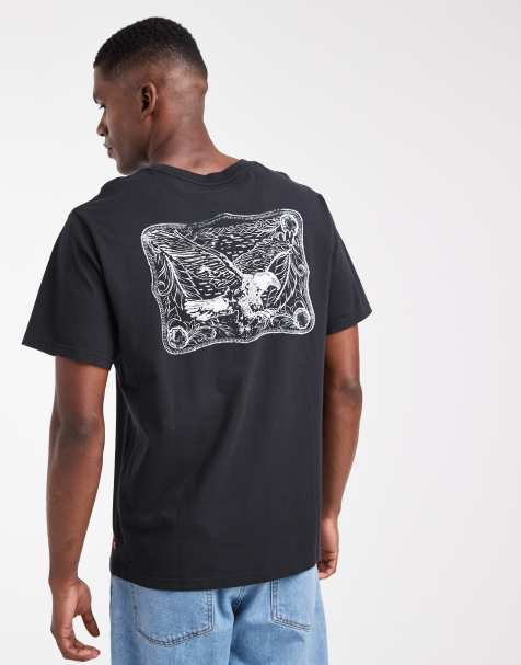 Levi's – Svart, avslappnad t-shirt med tryck med örnspänne baktill - view 1