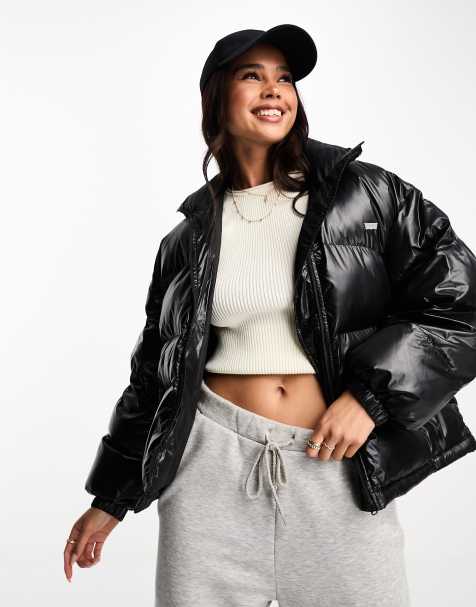 Levi's – Svart, glansig pufferjacka i retrostil - view 1