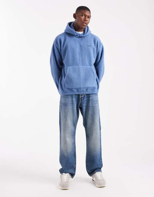 Levi's - Sweat à capuche en imitation peau de mouton avec logo ton sur ton - Bleu moyen, 2 de 5