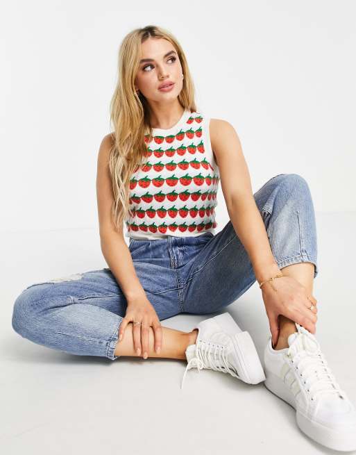 Levi's sweater singlet in strawberry print | ASOS