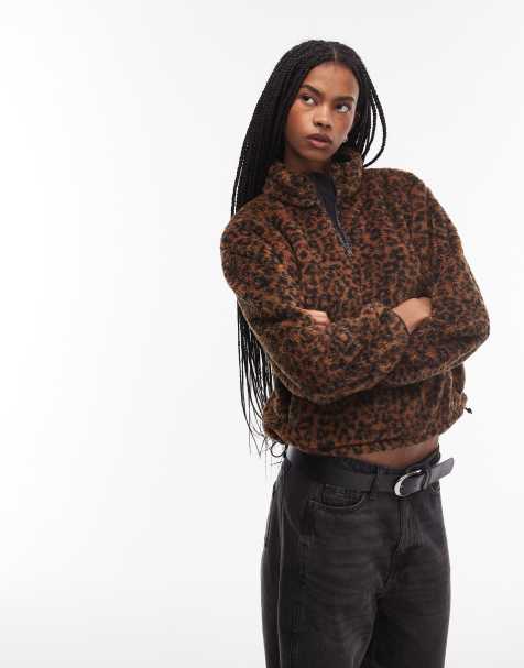 Levi's – Sweatshirt aus Sherpa-Fleece in Braun mit kurzem Reißverschluss und Leopardenmuster - view 1