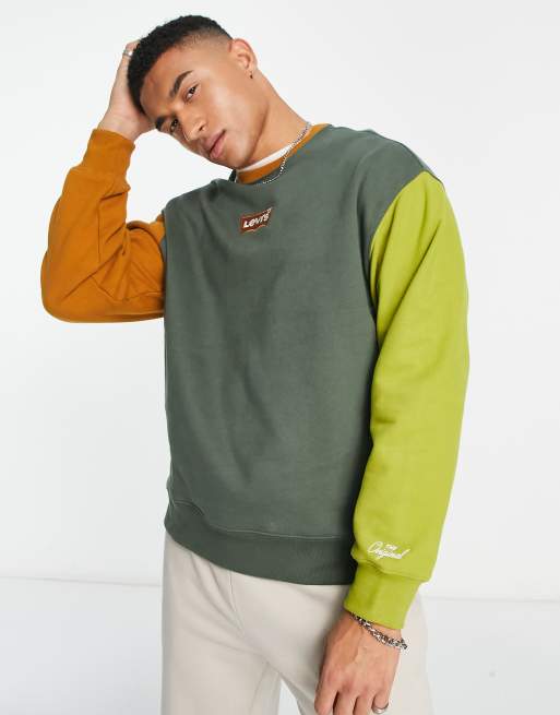 Levis raw cut cb best sale crop hoodie color block