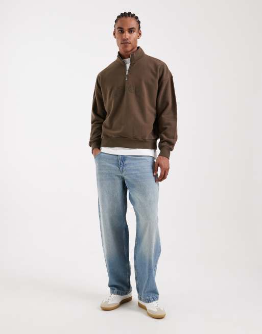 Levi's - Sweatshirt met 1/4 rits en borduursel in dezelfde tint in bruin, 2 van 5