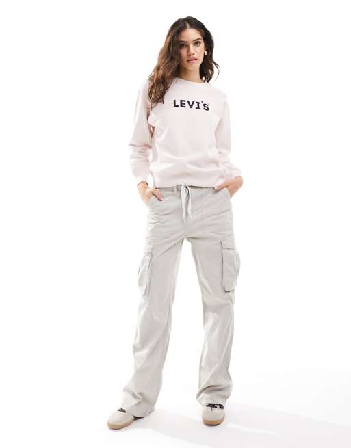 Levi's - Sweatshirt met headline-logo op de borst in lichtroze, exclusief bij FhyzicsShops