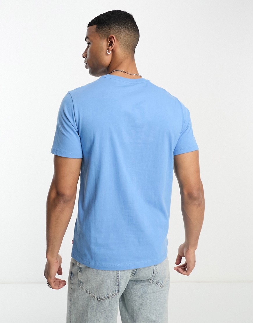 T-shirt blu con logo rétro al centro - In esclusiva per ASOS - Levi's T-shirt donna  - immagine3